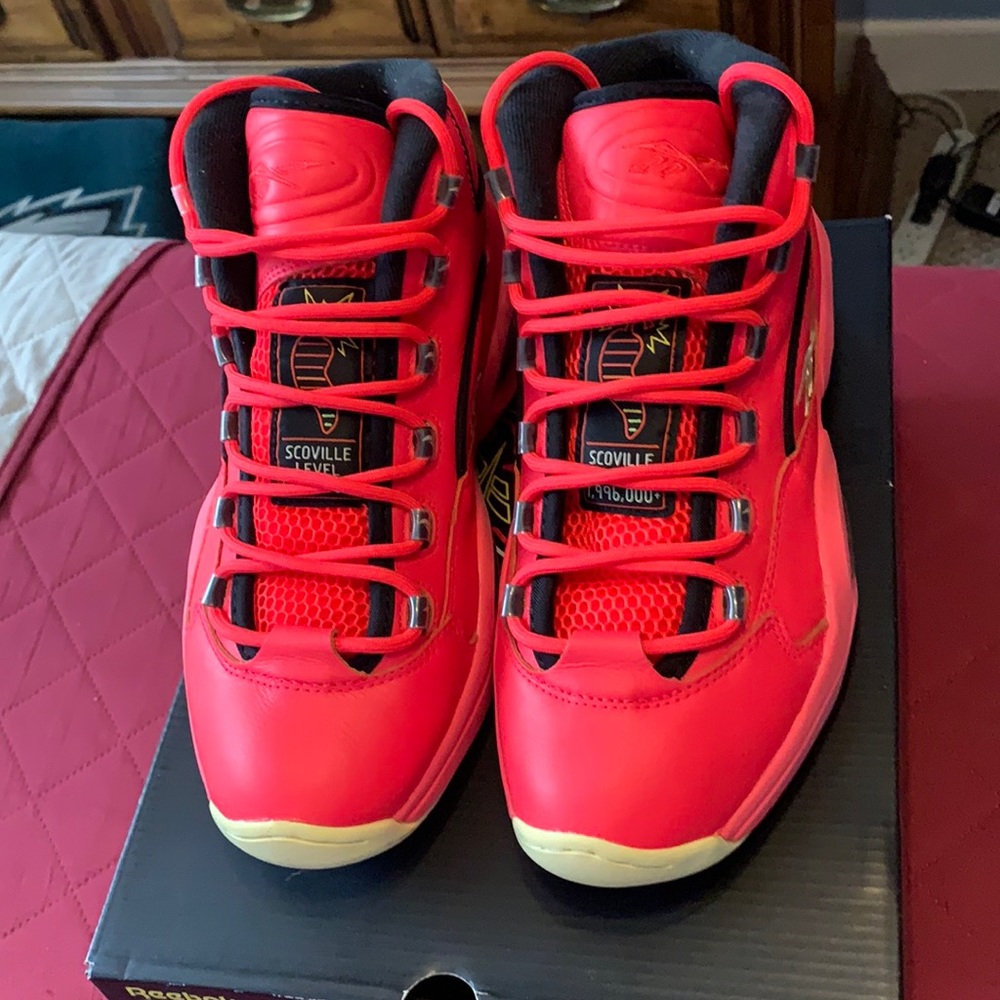 Reebok Question Mid Hot Ones size 10.5